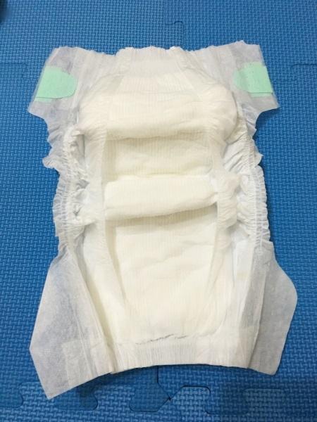 这样帮宝宝换尿不湿，告别漏尿漏屎、红痕！