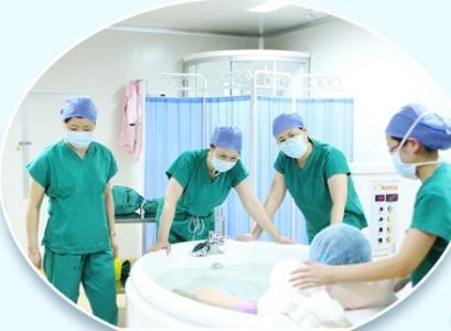 生孩子时选择公立医院还是私立医院，比较一下就知道了