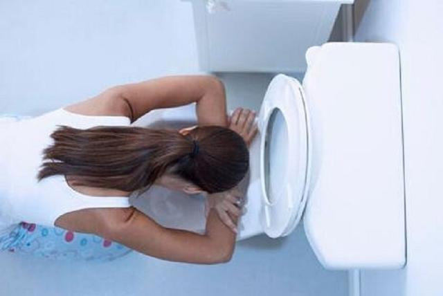 孕吐应该重视吗？怀孕女子因孕吐去世，网友：好痛心！