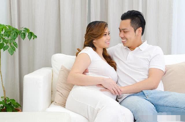 怀孕后，夫妻可以“亲热”吗？为了胎儿发育好，记得避开这3点！