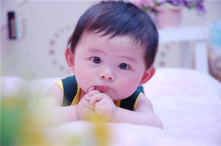 2岁孩子胃出血，是因为奶奶这样的一个习惯，快告诉你家老人