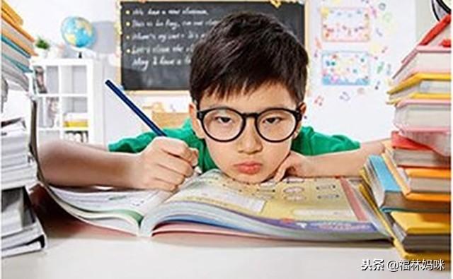 “我走过的路比你吃的盐都多”，这代表爸妈权威？实则打击了孩子