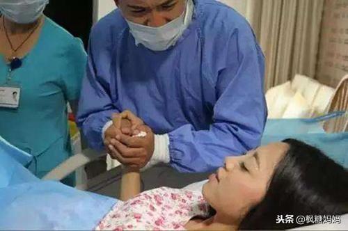 准爸爸陪产别“站错位置”，快卸货的准妈妈们，快转给老公