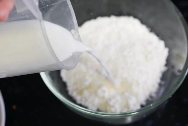 南瓜玉米蛋饼，宝宝不吃的奶粉，还可以这么做