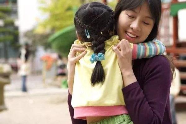 这3种妈妈自己活得累，还耽误孩子成长，第一种很普遍