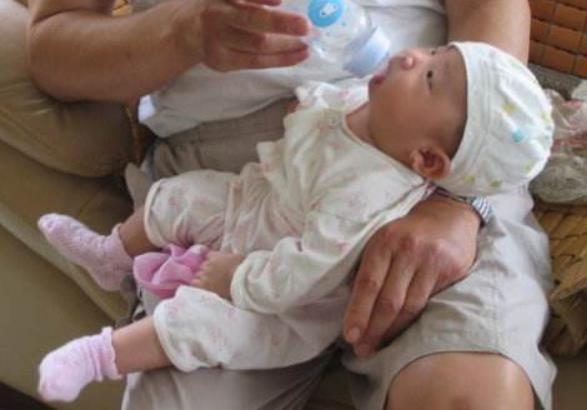 新生儿前3月，妈妈别犯这3个“忌讳”，对自己和宝宝都好！