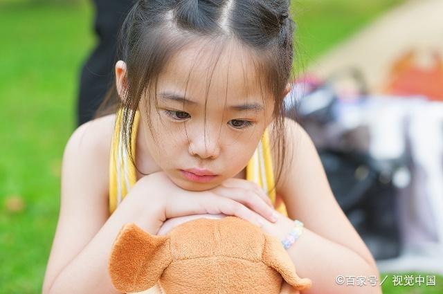 到了初中，孩子容易进入“叛逆期”，家长不妨做好这3件事！