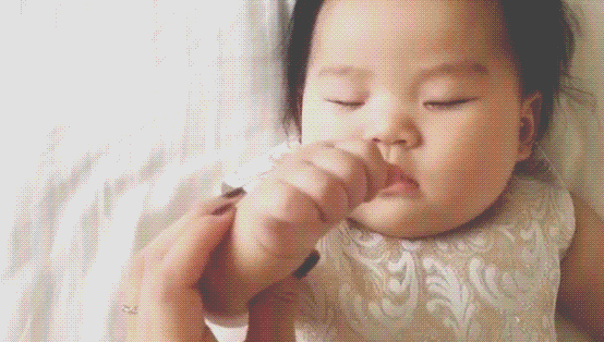 5岁男童幼儿园熟睡中死亡！医生曝光原因，所有老师和家长敲响警钟