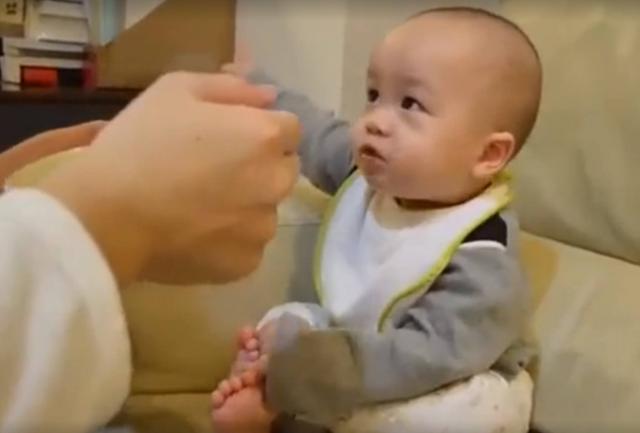 家长谨记：孩子没有过两岁，3类辅食别碰，越喂脾胃可能越脆弱！