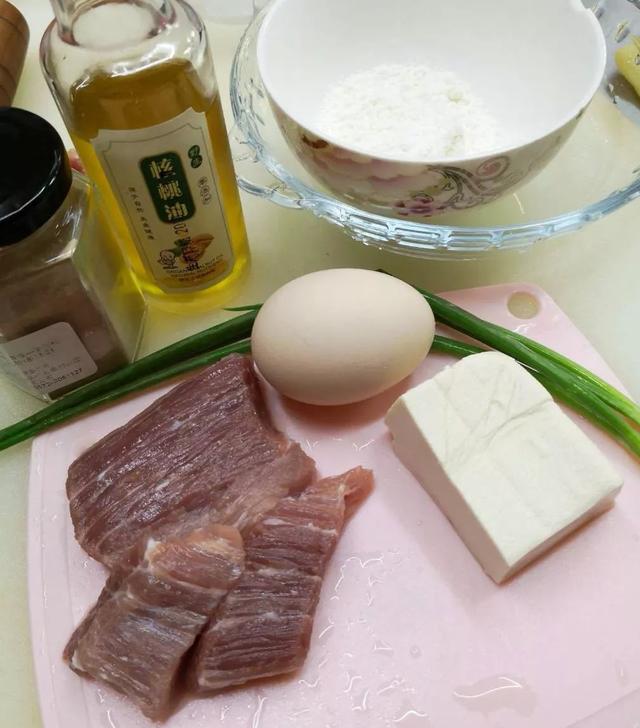 补铁补钙超嫩滑，宝宝一手拿一个，还容易存储哟~