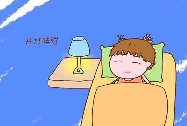晚上起来喂奶和换纸尿裤，开小夜灯会影响宝宝发育吗？