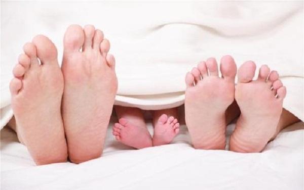 孩子多大该分床睡？中国是3岁后，众多惨例太揪心！来看美国答案