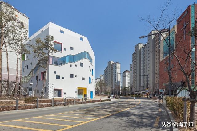 花朵社区幼儿园设计