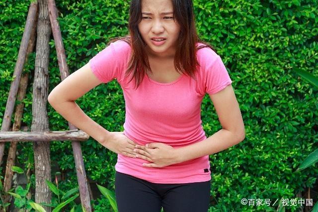 女人“排卵”时，身体可能会出现这3个感觉，备孕时别错过！