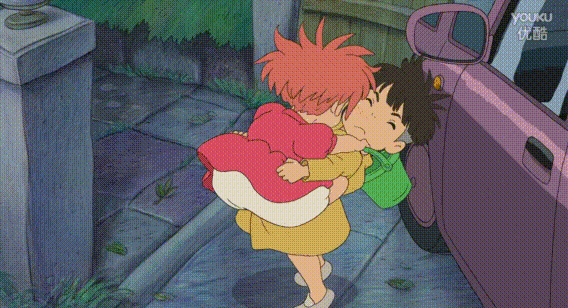 孩子明明可以自己走路却总是要抱抱，原因是……