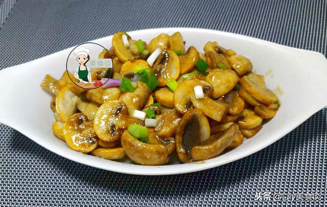 这盘素菜，鲜香嫩滑，儿子宁愿不吃肉也要吃这菜，常吃补钙长个子