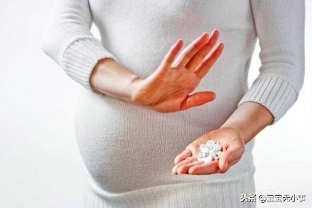 孕期常做这4件事，对胎儿听力影响大，孕妇别再做了