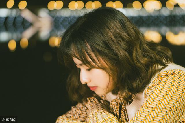 亲妈一句话女儿得抑郁症：多少孩子，毁于父母不会好好说话？