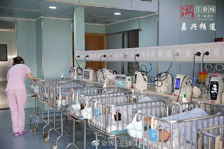 孕妇产检发现羊水没了 嘉兴妇幼保健院上演生死时速