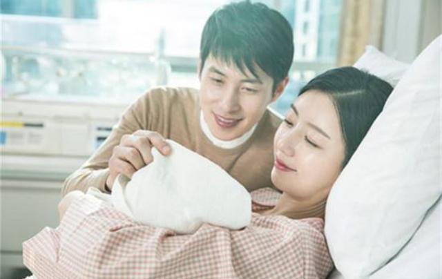 产后坐月子，如果这4种人上门探望别让进房间，关系再好也没商量