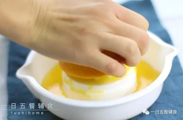 无油无糖橙汁磨牙饼干，宝宝长牙可以让他舒服些