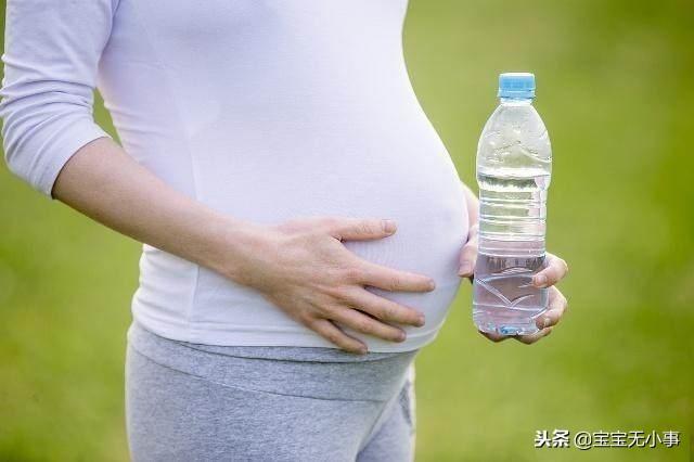 怀孕后，若孕妇没有这3个习惯，羊水会很清澈