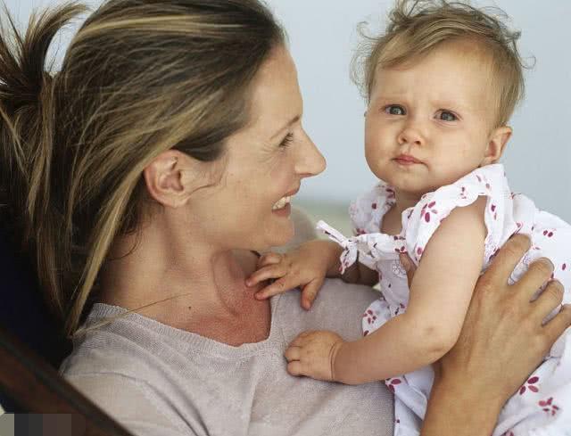 一位全职妈妈的明爽暗酸