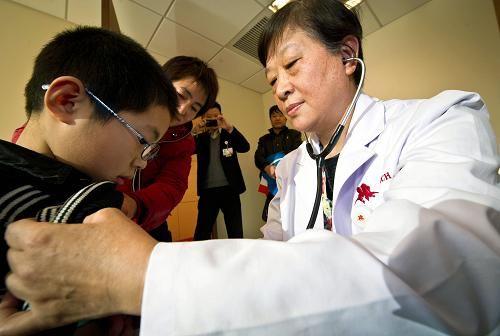 10岁男童腹泻不止，被查出儿童尿毒症，医生：都是吃这些惹得祸