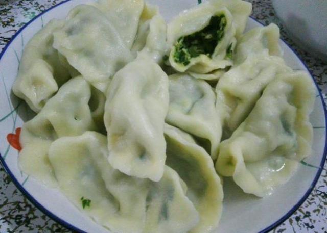 怀孕期间，为了胎儿发育好，孕妈尽量避开这几种常见“蔬菜”！