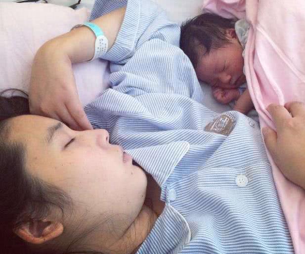 产后多久来“月经”，属于正常？关于这个时间，很多女人搞错了！