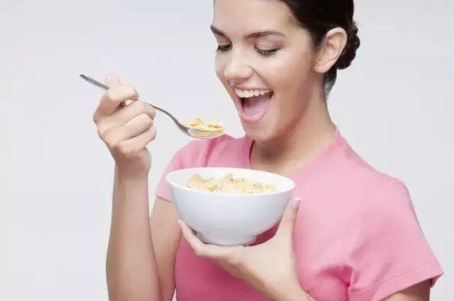 如果你是正在哺乳喂养的妈妈，今天的文章一定要看！