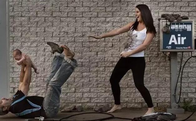 你们那些怀孕照、满月照，百天照、亲子照……都弱爆了