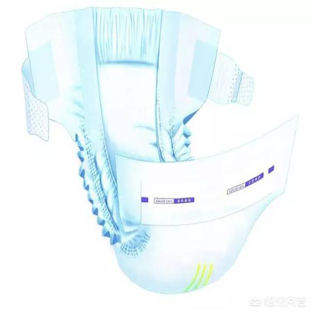 胎儿出生以后，大概多久可以用纸尿裤呢？