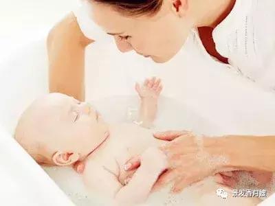 产后坐月子，请月嫂？你以为的月嫂没那么简单