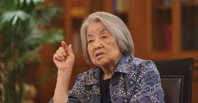 宝宝湿疹别再用药了，教你1招，消灭湿疹不是梦