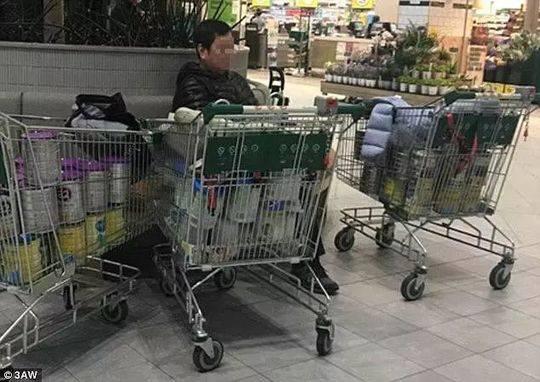 澳洲奶粉可能不再限购 但代购或须向超市登记