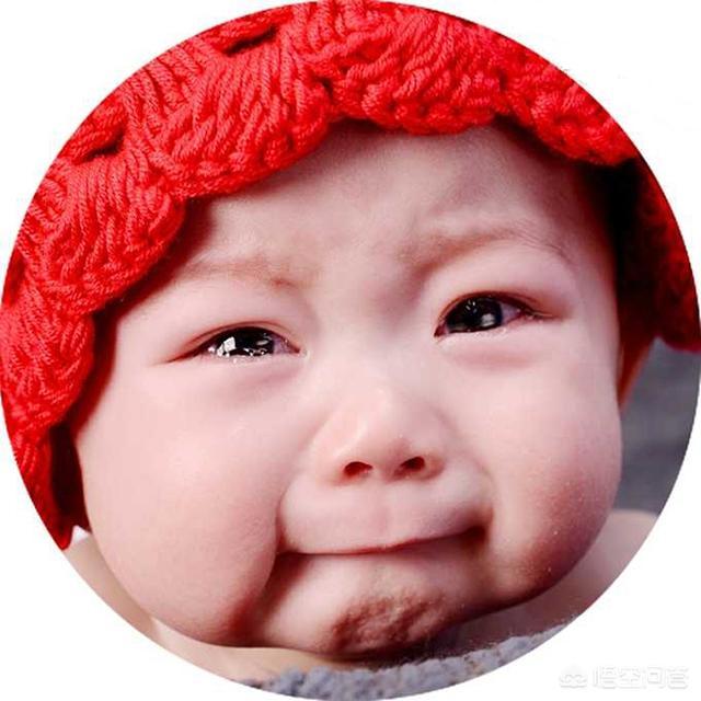 宝宝使劲哭，怎么抱怎么哄都哄不好，应该怎么办？