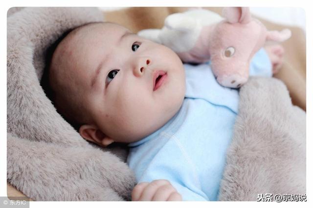 睡前多玩会睡得更香？小心无知害了宝宝，这样睡长得高更聪明！
