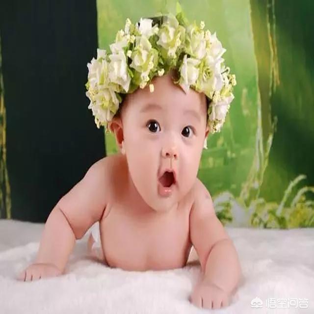 宝宝使劲哭，怎么抱怎么哄都哄不好，应该怎么办？