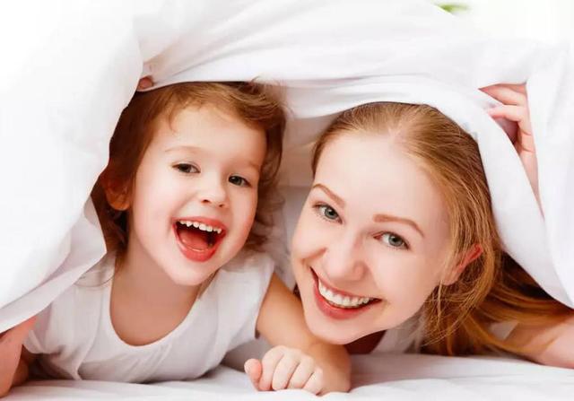 北大教授坦言：有出息的孩子，母亲身上一定会有这2个特征