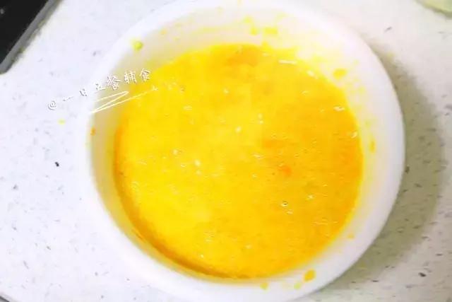 宝宝版南瓜鸡蛋糕｜丝丝清甜沁入宝宝心扉，打开辅食大门 6M+