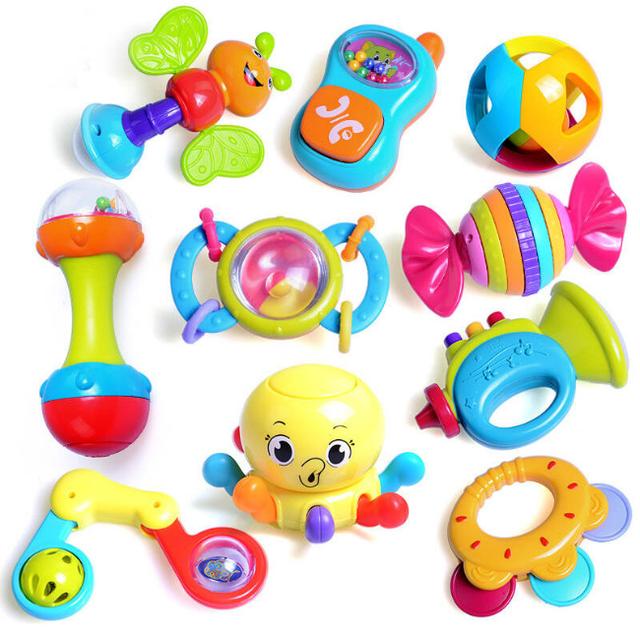 0-12个月的婴儿在每个阶段最值得买的玩具有哪几款？育婴师来支招
