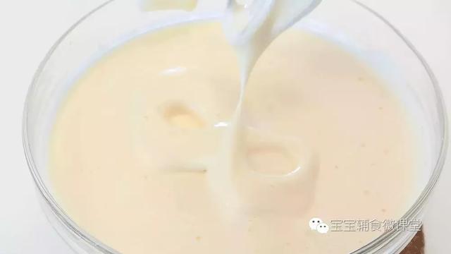 用蒸的方式做蛋糕，宝宝出门必备的零食