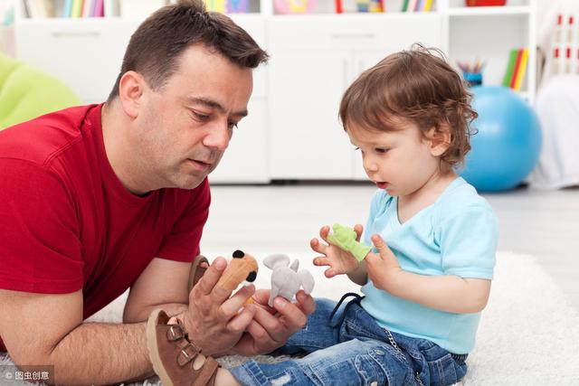 避免分离怼孩子的不良影响，4招轻松帮孩子克服分离焦虑