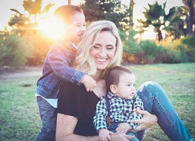 孩子在幼儿园被欺负时，聪明的妈妈是这么做的