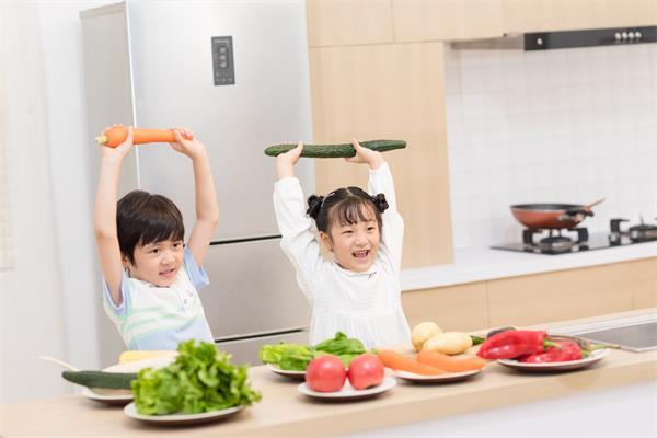 孩子的乐园，加拿大政府提高2019年牛奶金配额
