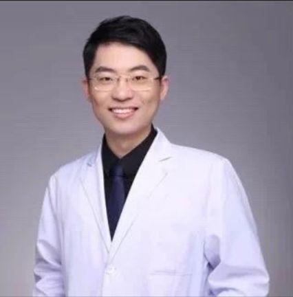 这个动作极易让孩子感染幽门螺旋杆菌，家长不要再做了