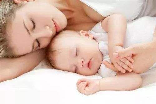 婴幼儿7~12个月，孩子成长发育这几个关键指标，你家宝宝达标了吗