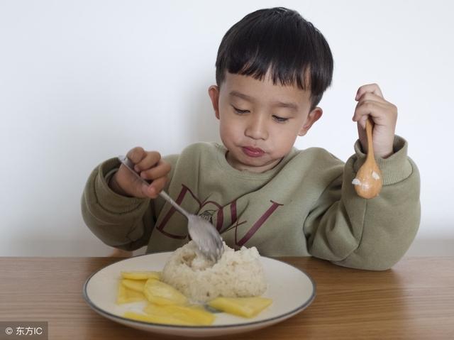 一招对付孩子磨蹭，家里有小磨蹭的转发，百试不爽！
