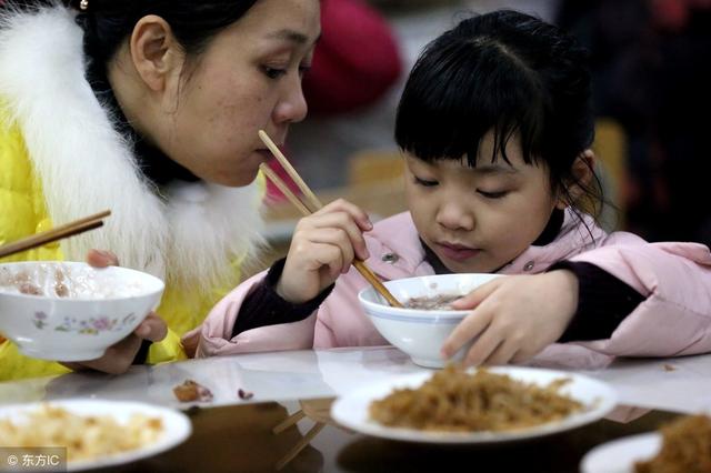 一招对付孩子磨蹭，家里有小磨蹭的转发，百试不爽！